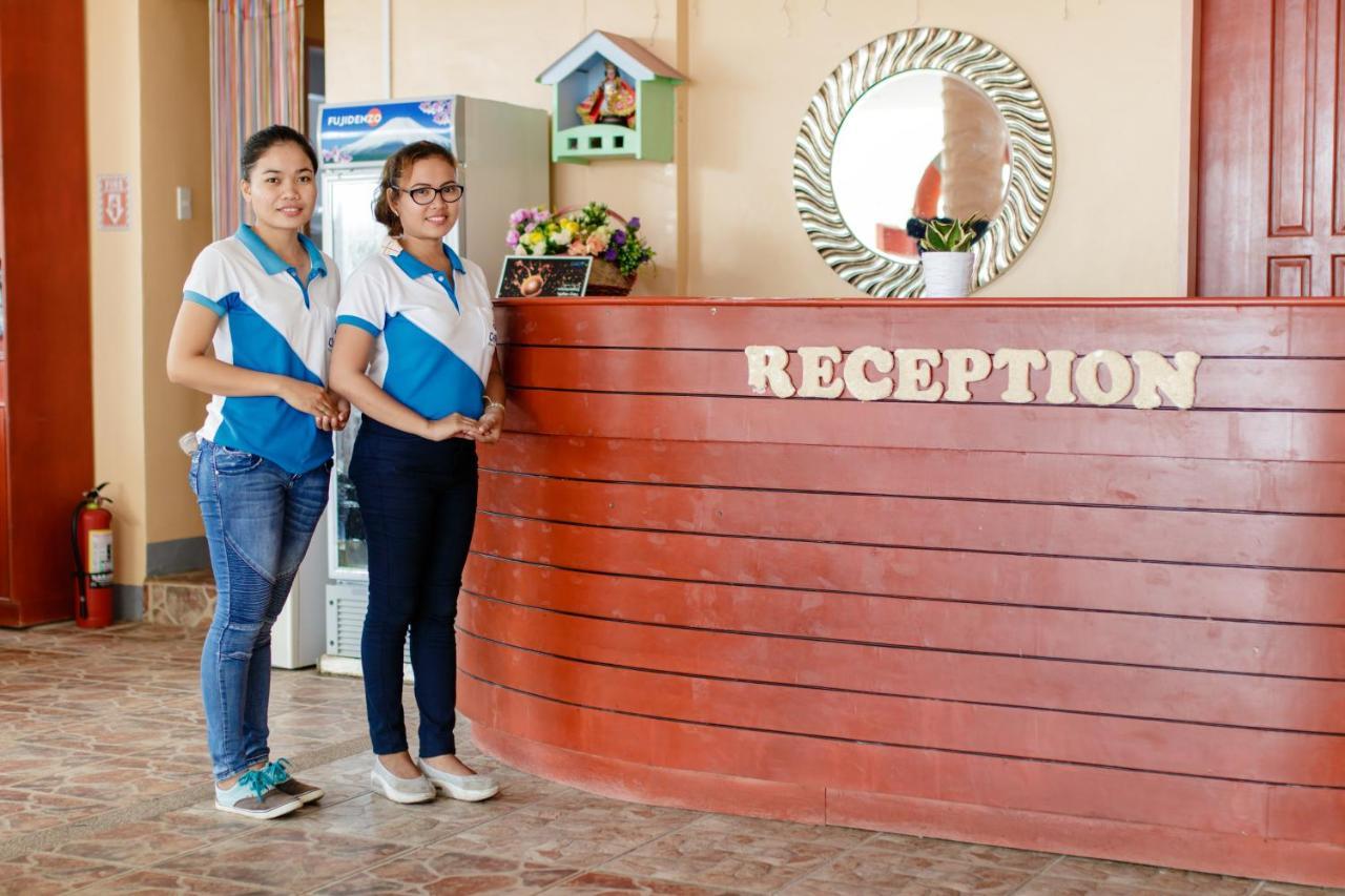 Cawit Resort And Cafe Esperanza Esterno foto